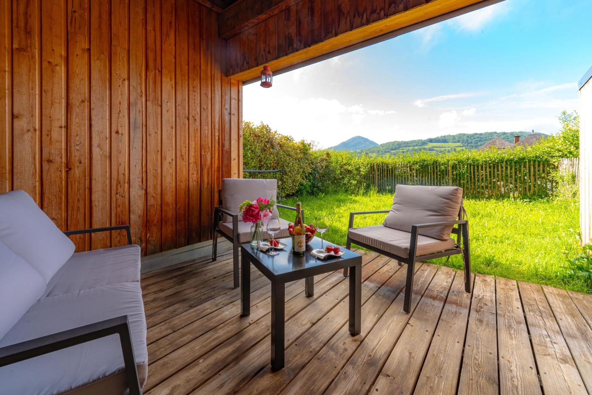 Ferienwohnung Vue Sur Les Montagnes-Wifi-Terrasse Saint-Jean-d'Arvey Exterior foto